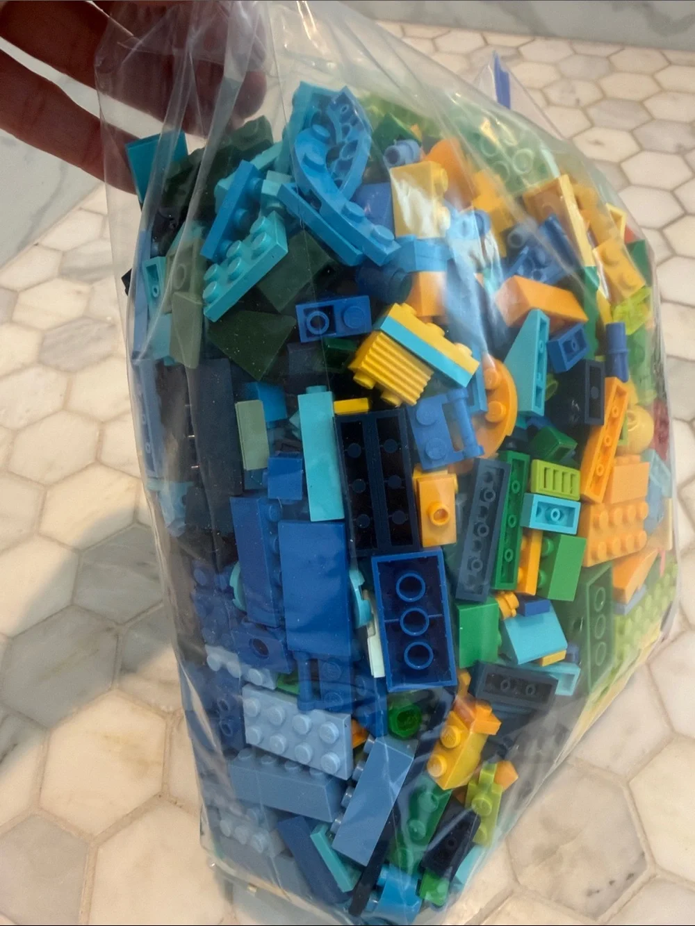 LEGO LOT Miscellaneous Blue Red Yellow & Green Building Bricks